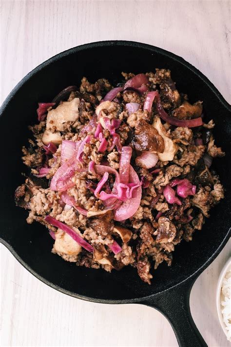   Hegang Stir-Fried Pork with Sauerkraut: Can Tangy and Savory Delights Coexist on a Single Plate?